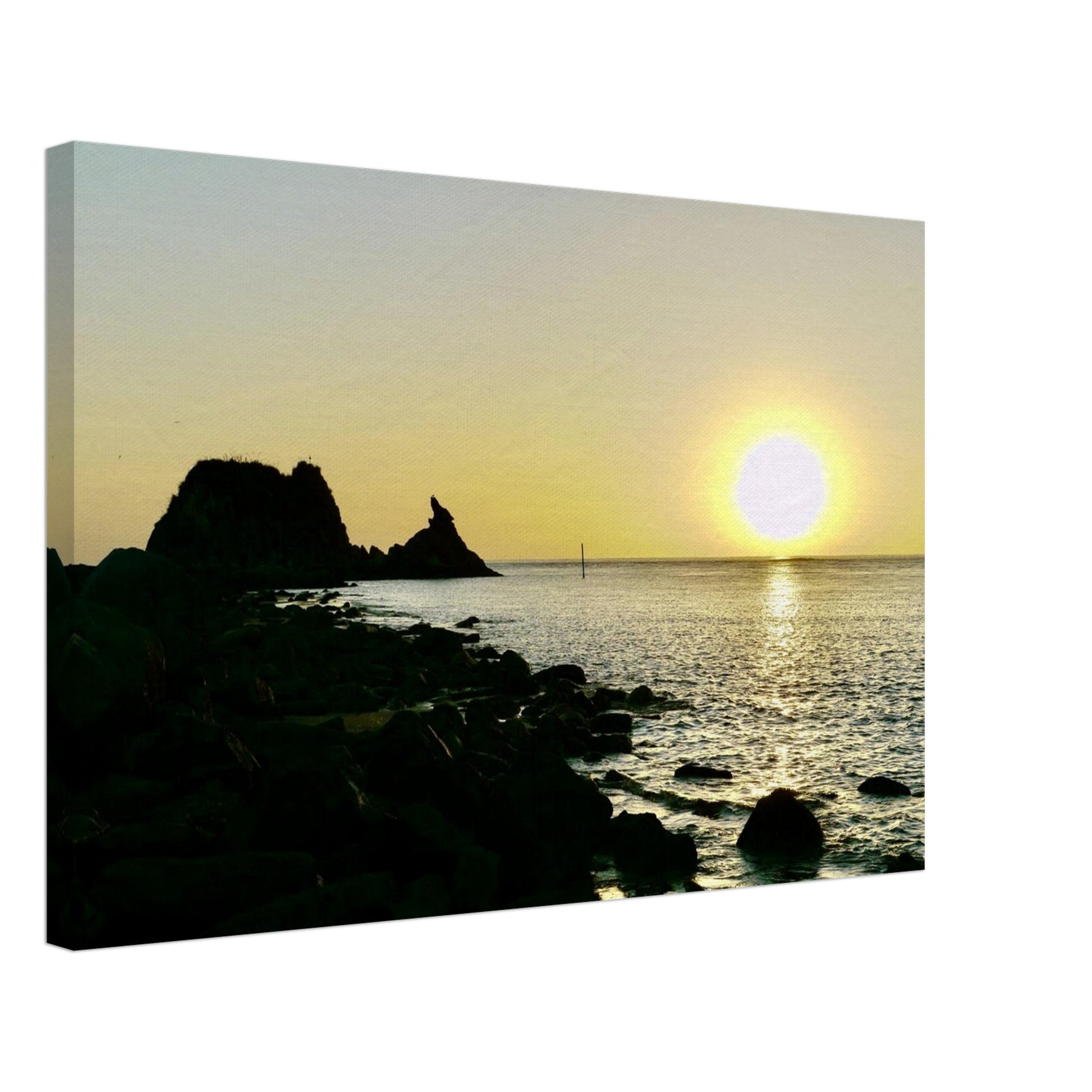 sunrise nz, mangawhai heads nz, mangawhai nz, sentinel rock nz, howling wolf nz, surf beach nz, mangwhai heads surf beach nz, the bar nz, piwaka prints nz, piwaka prints,