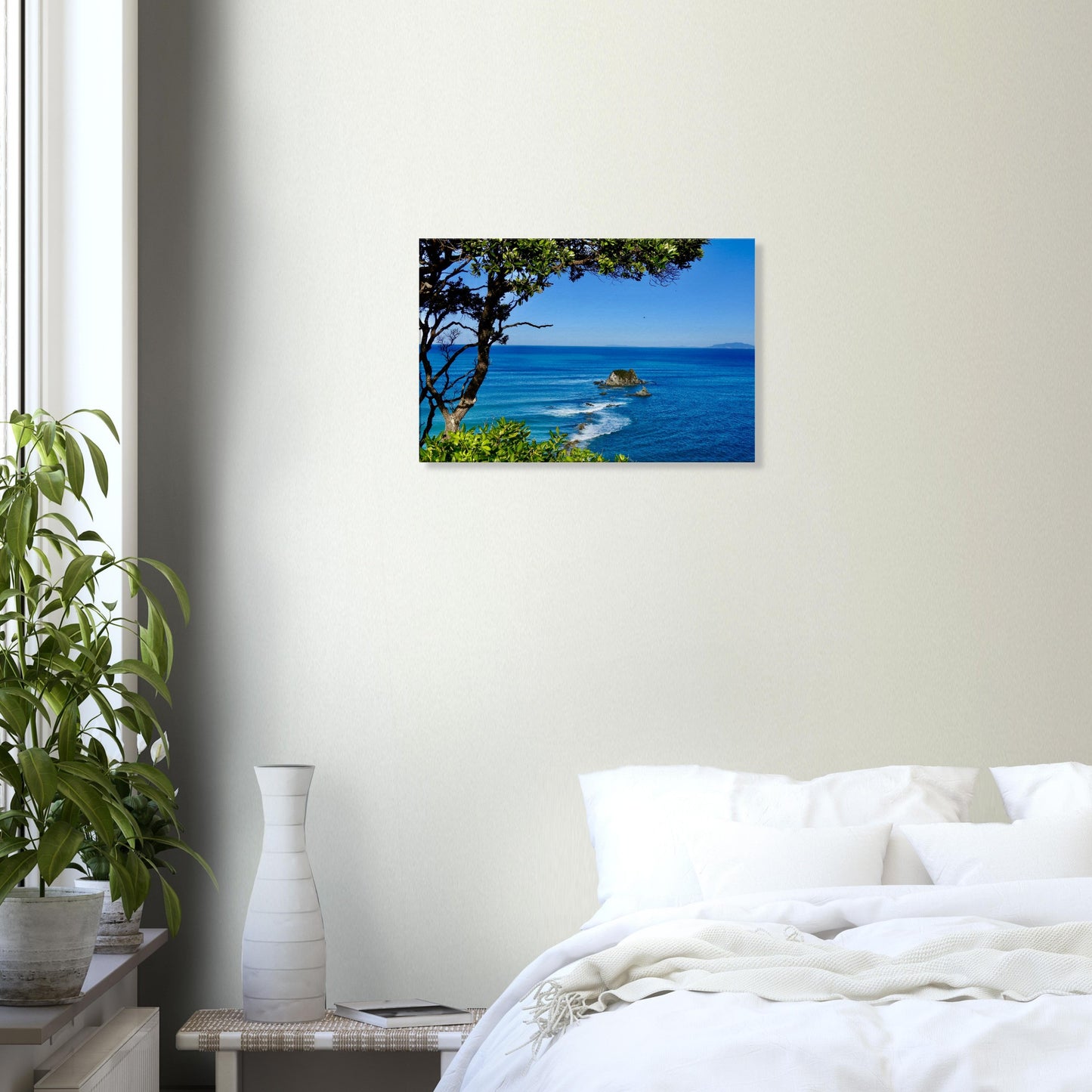 sentinel rock nz, howling wolf nz, mangawhai heads nz, mangawhai heads surf beach nz, surf beach nz, beach nz, surf nz, high tide nz, piwaka prints, piwaka prints nz, canvas nz, canvas art nz, blue nz, green nz, ocean nz, summer nz,